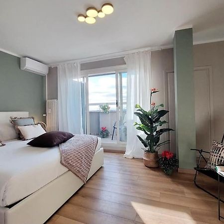 רומא Terrace Mariu Apartment מראה חיצוני תמונה